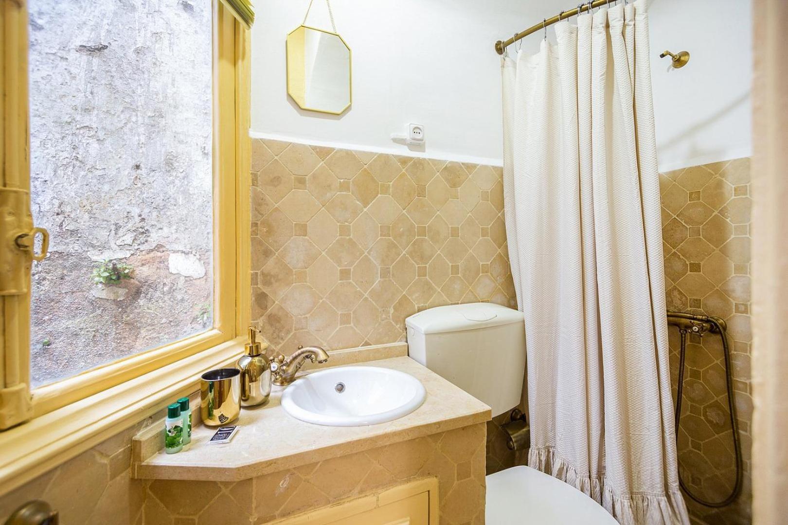 Guestready - Classical Portuguese Style Family In Bohomeain Alfama Hébergement de vacances *